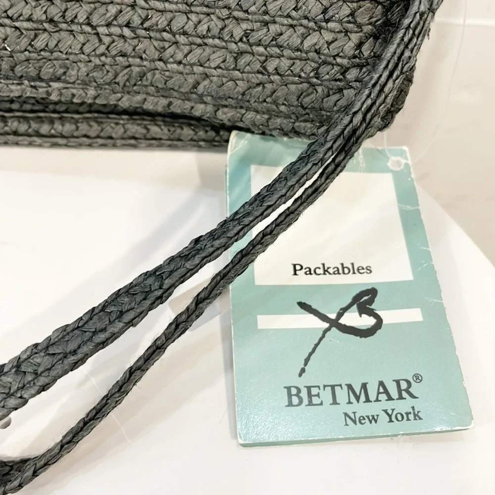 NEW Betmar‎ New York Packable Straw Clutch Black Womens NWT